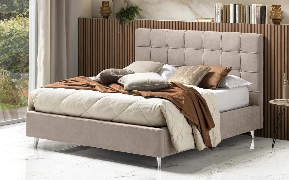 Letto contenitore matrimoniale con piedini rivestimento bacos beige: Nina