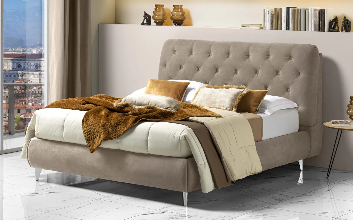 Letto contenitore matrimoniale con piedini tessuto loto beige: Alma