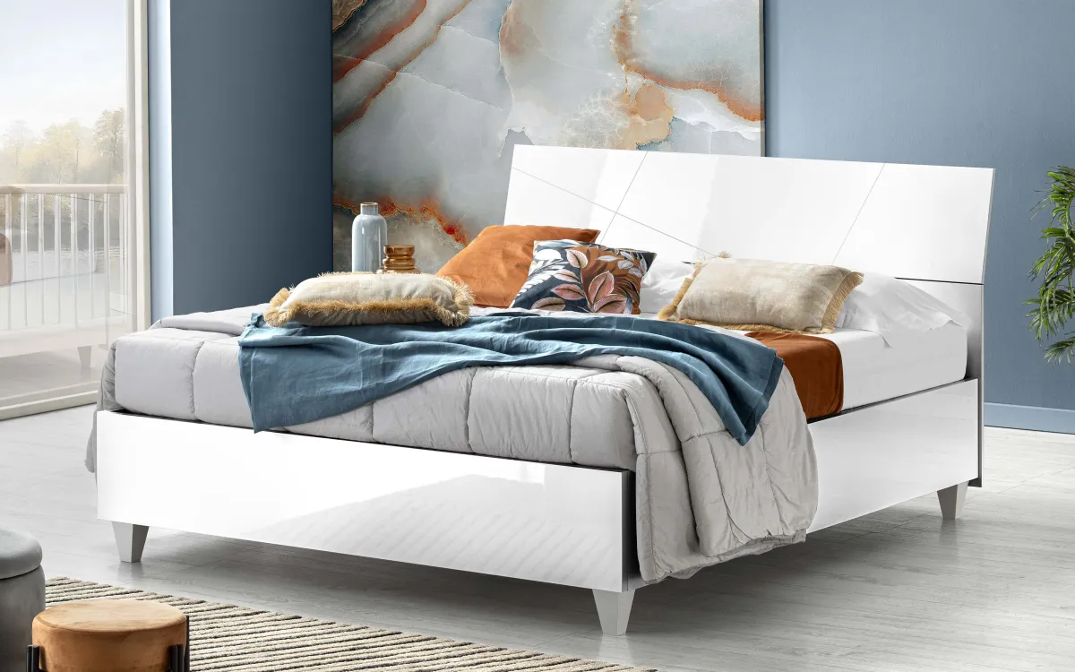 Letto contenitore matrimoniale rialzato con piedini bianco lucido: Diana