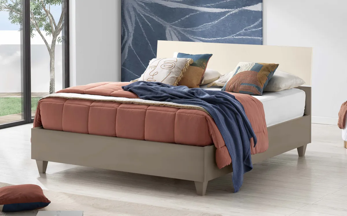 Letto contenitore matrimoniale rialzato con piedini dune, orzo: Sky
