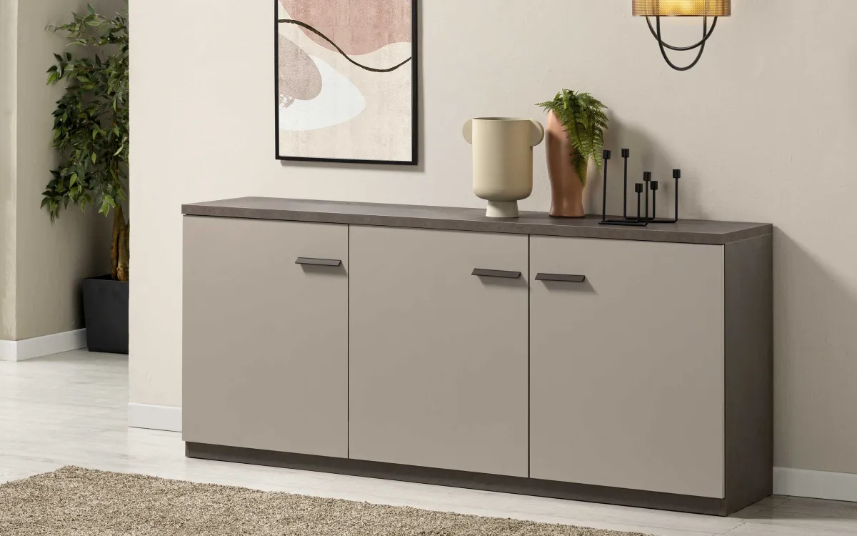 Madia con zoccolo 3 ante bronzo, visone: Skema