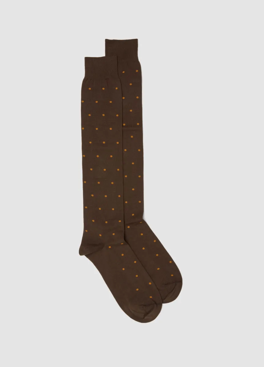 Calze lunghe marroni in cotone elasticizzato a pois
