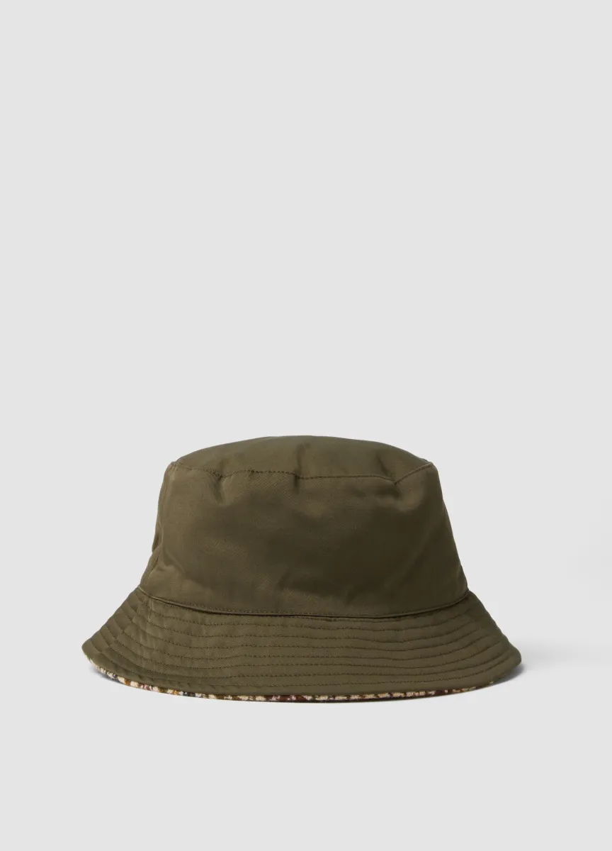 Cappello reversibile verde in misto cotone