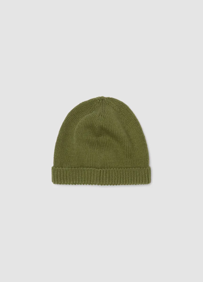 Cappello verde in puro cotone a maglia con risvolto