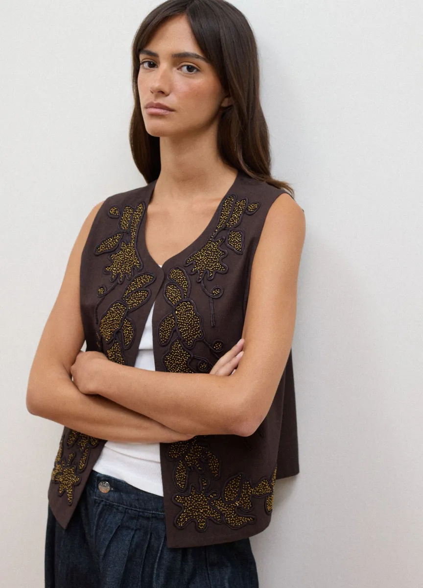 Gilet marrone in misto cotone e lino con ricamo floreale