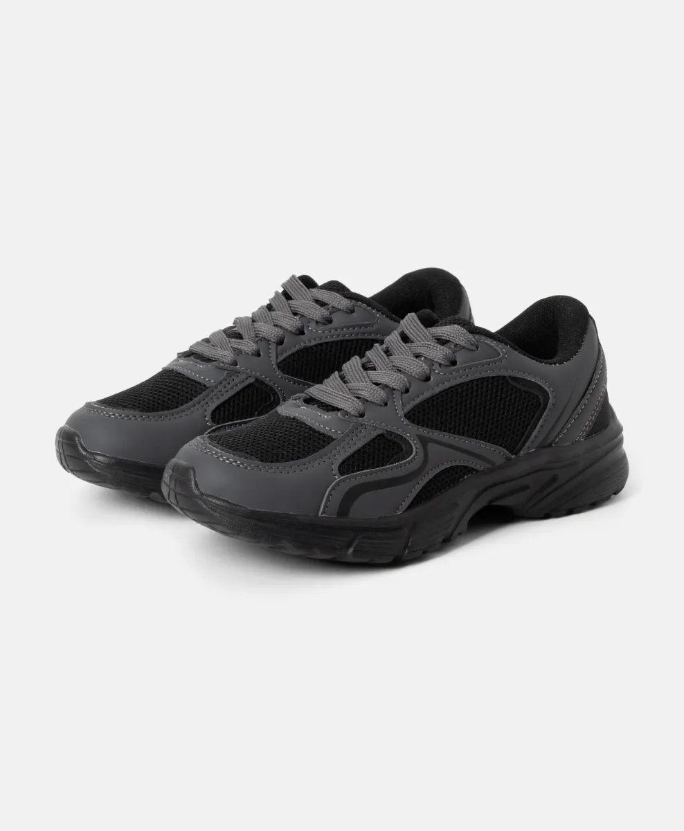 scarpe sportive per bambini con rete