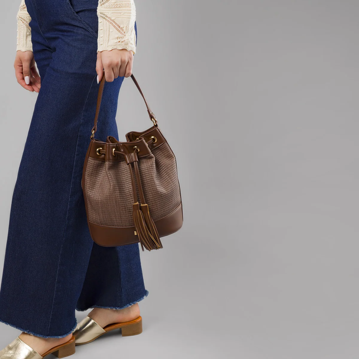 Borsa secchiello marrone da Donna effetto intrecciato Lora Ferres
