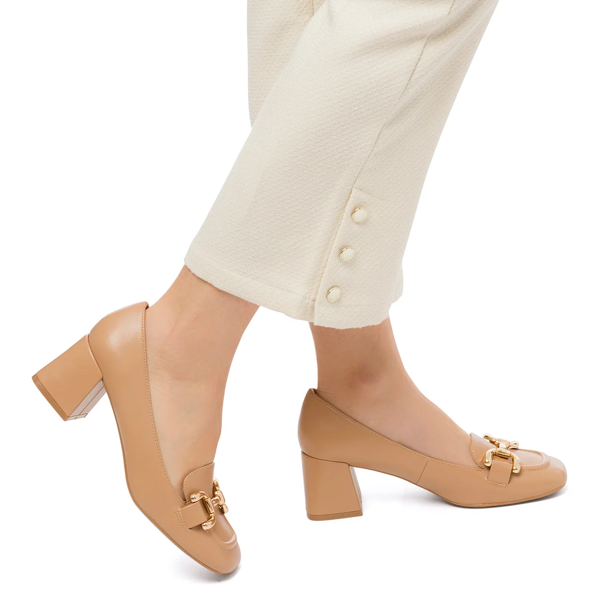 Décolleté beige con morsetto e tacco a blocco 6 cm Swish Jeans