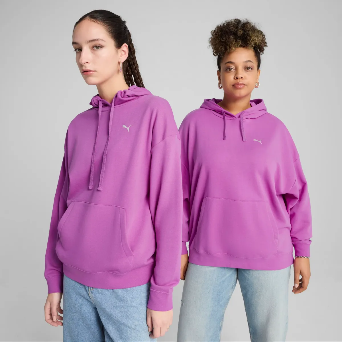 Felpa da donna violetta in cotone con logo bianco e cappuccio Puma