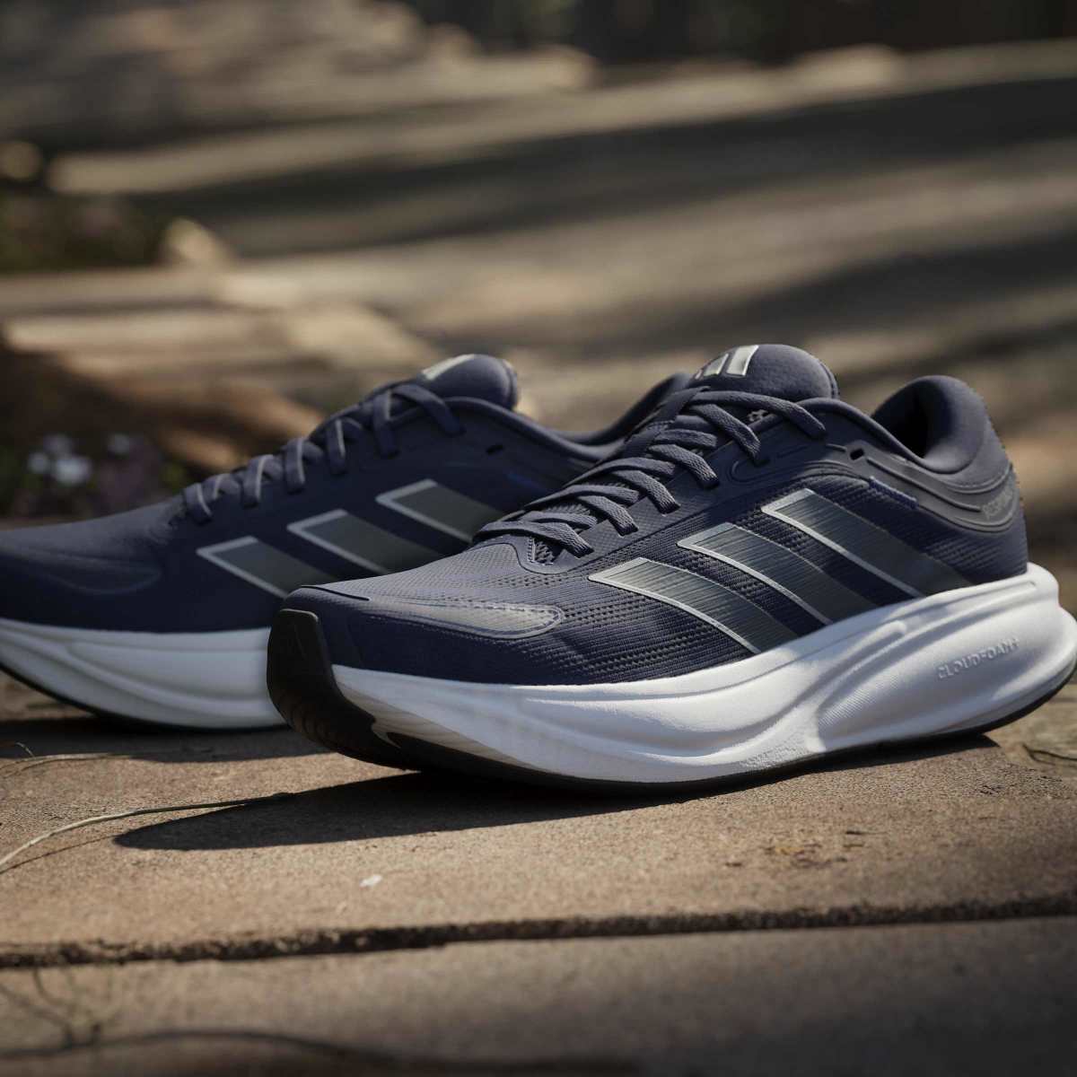 Scarpe da running da Uomo blu con intersuola Cloufoam adidas Response 2