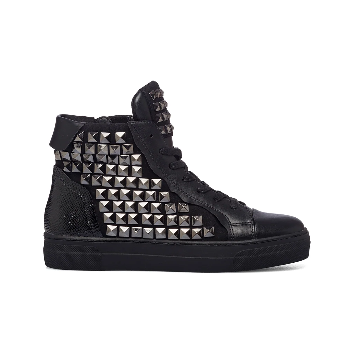 Sneakers alte nere con borchie a piramide Swish Jeans