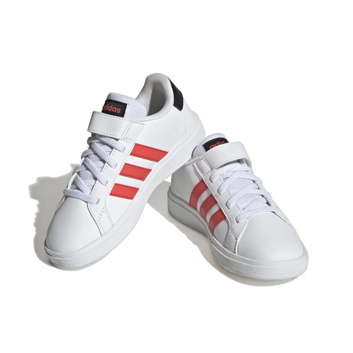 Sneakers bianche da bambino con strisce laterali rosse adidas Grand Court 2.0 EL K