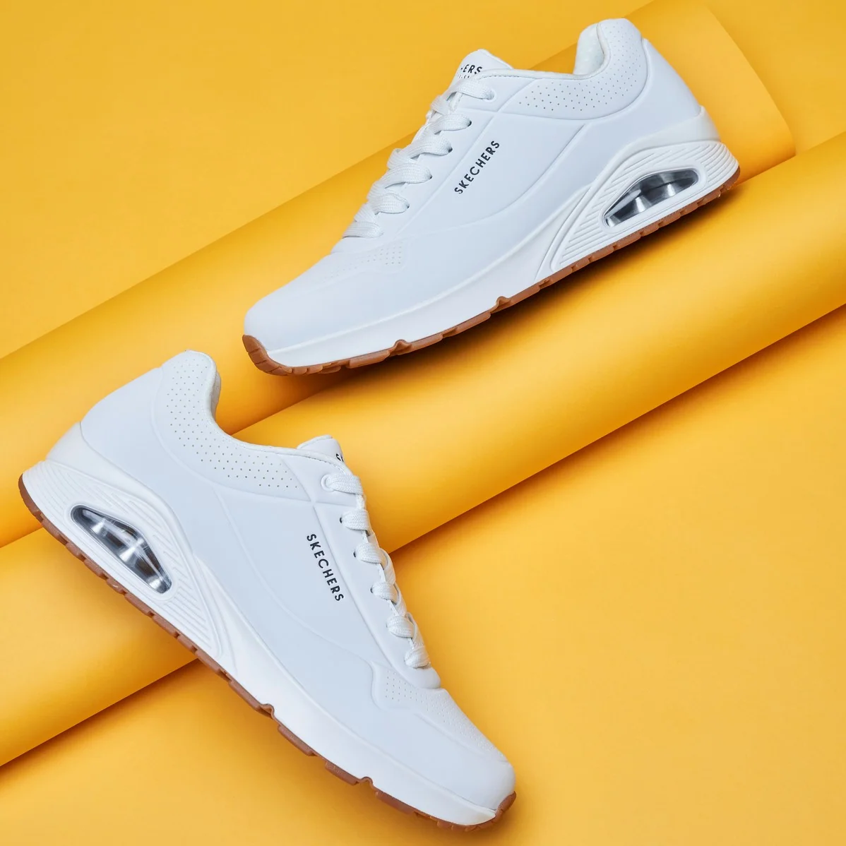 Sneakers da uomo bianche con suola ad aria Skechers Uno