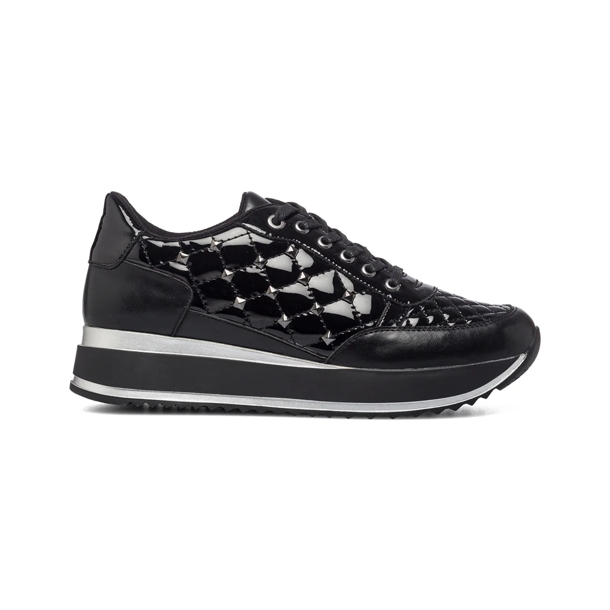 Sneakers nere trapuntate effetto vernice Swish Jeans