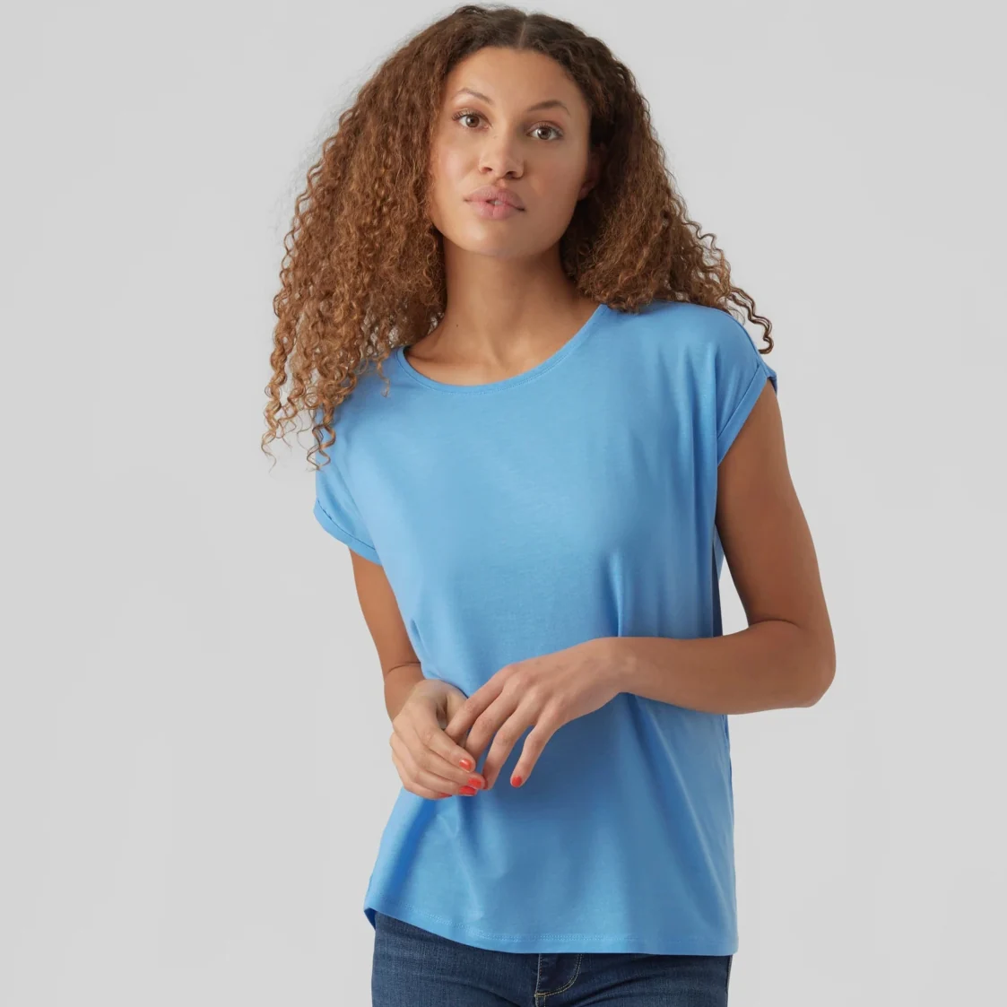 T-shirt azzurro da donna Vero Moda
